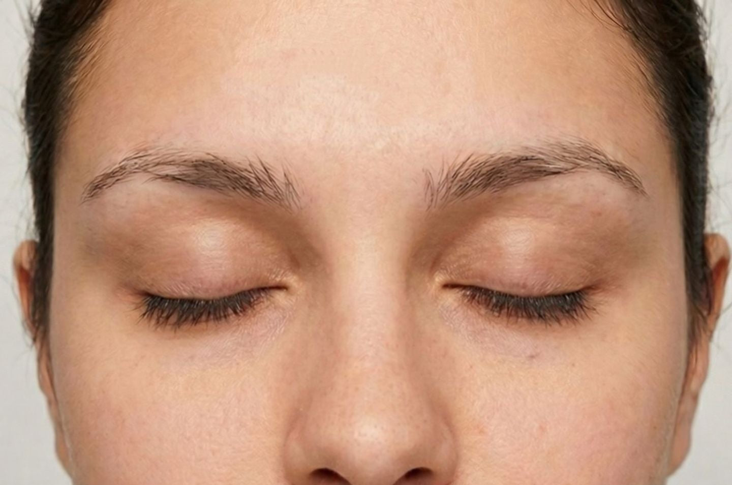 Eyebrow Regrowth Mask